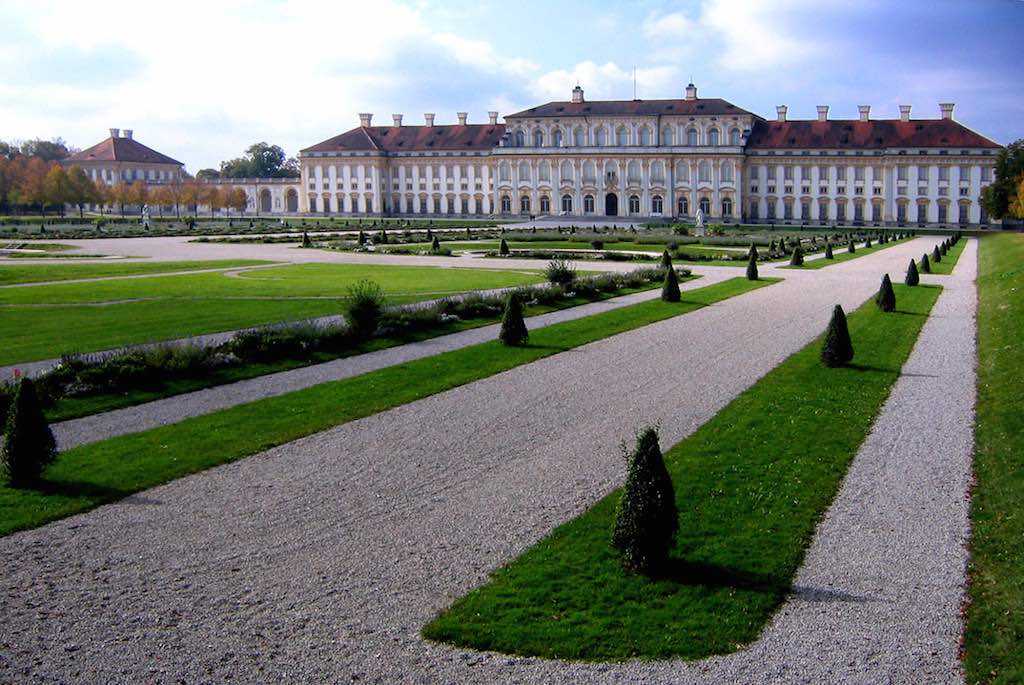 Schleissheim Palace, Munich - by digital cat:Flickr