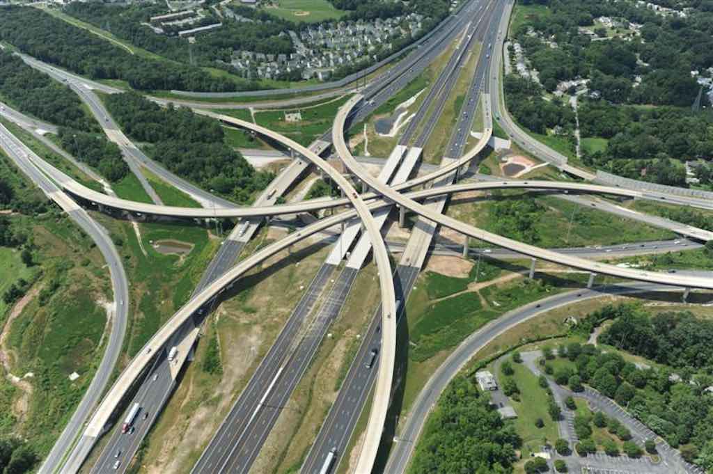 6 Most Confusing Interchanges In The World | WOW Travel