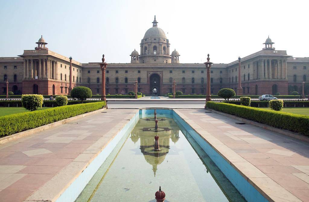 Secretariat Building, New Delhi - by Laurie Jones - ljonesimages:Flickr
