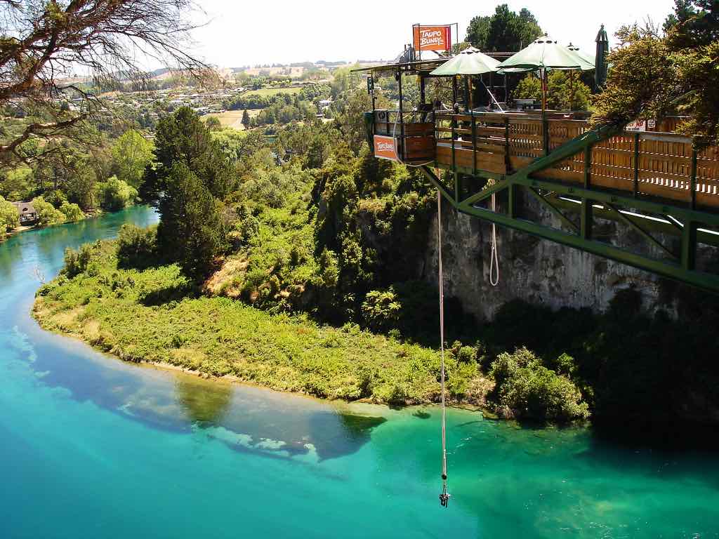 Taupo Bungee, New Zealand - by Jerry Kan Chen - J.K. Chen:Flickr