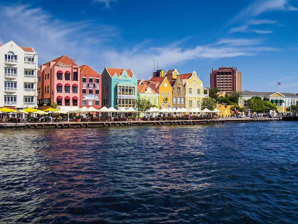 best time to visit curacao 2023