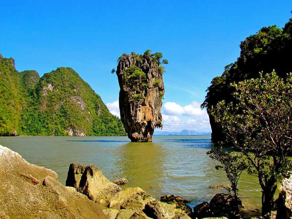 Phang Nga Bay, Phuket by Jeff Gunn / Flickr.com