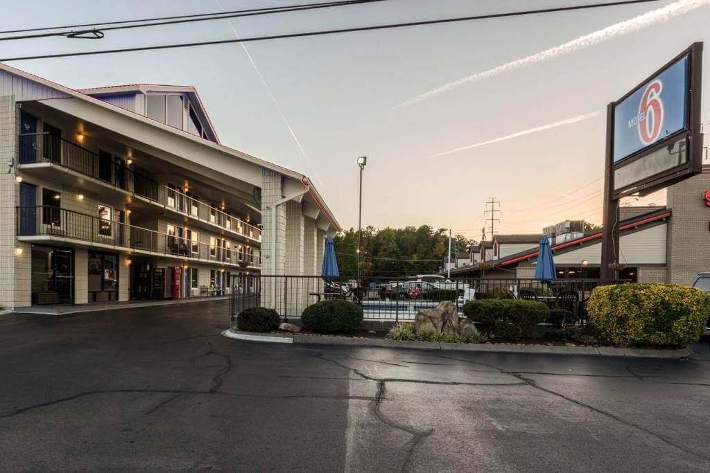 Motel 6 Pigeon Forge - Parkway - by Motel 6, Booking.com