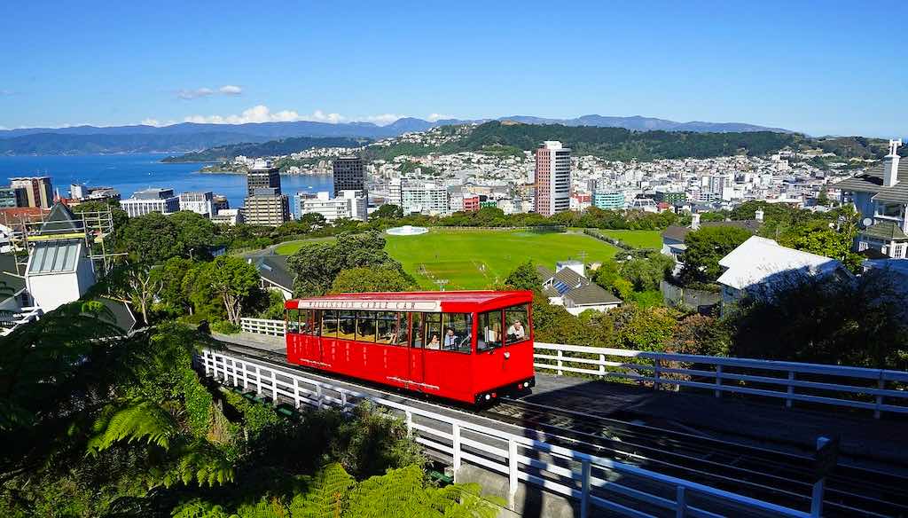 Wellington New Zealand by Bernd Hildebrandt from Pixabay