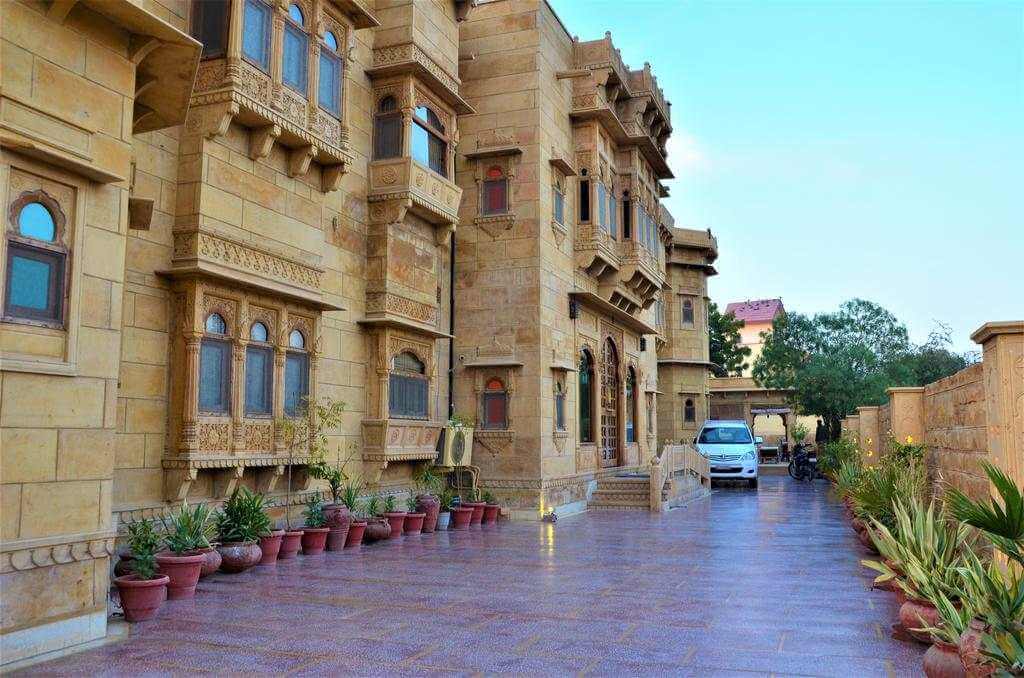 Hotel Gulaal, Jaisalmer - by Booking.com