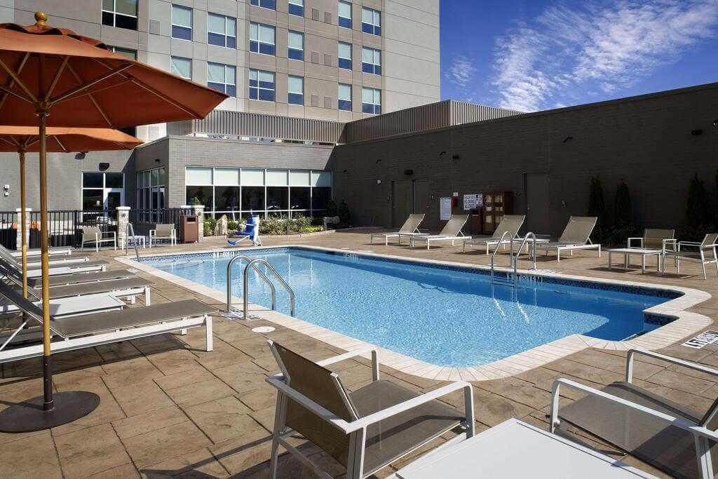 hotels in kannapolis nc with indoor pool