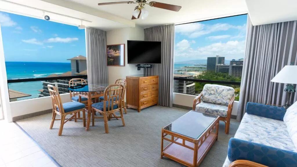 Imperial Hawaii Resort at Waikiki, Honolulu - by Booking