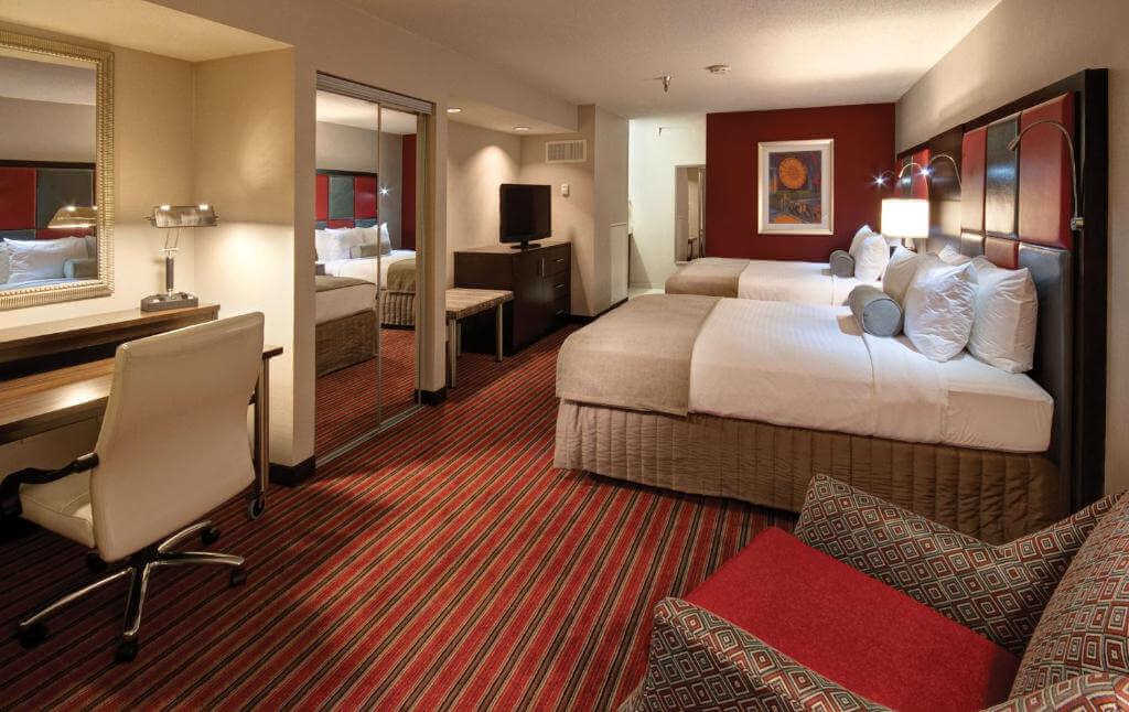 Crowne Plaza Indianapolis - by Booking