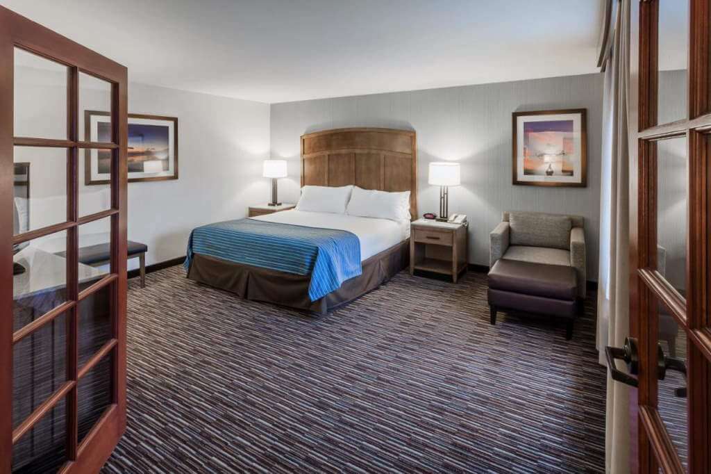 Holiday Inn Express & Suites Carpinteria by Booking
