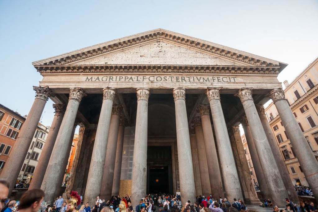 Pantheon - by GetYourGuide