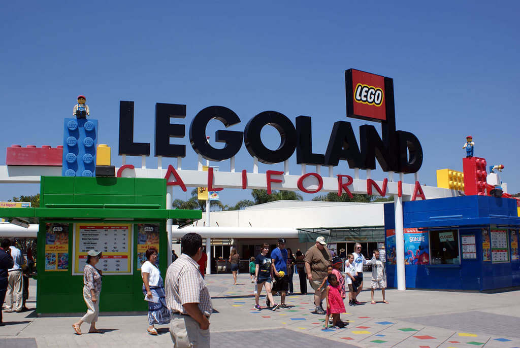 Legoland California - by Mattijs Grannetia, Flickr