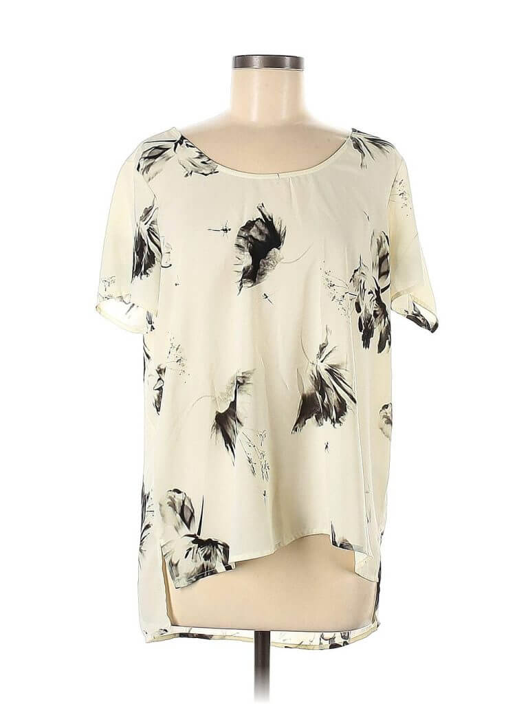 Express Floral Short Sleeve Blouse Size L by ThredUP