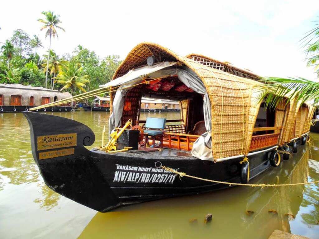 Eco Trails Houseboats, Kottayam, Kerala, India - by Booking