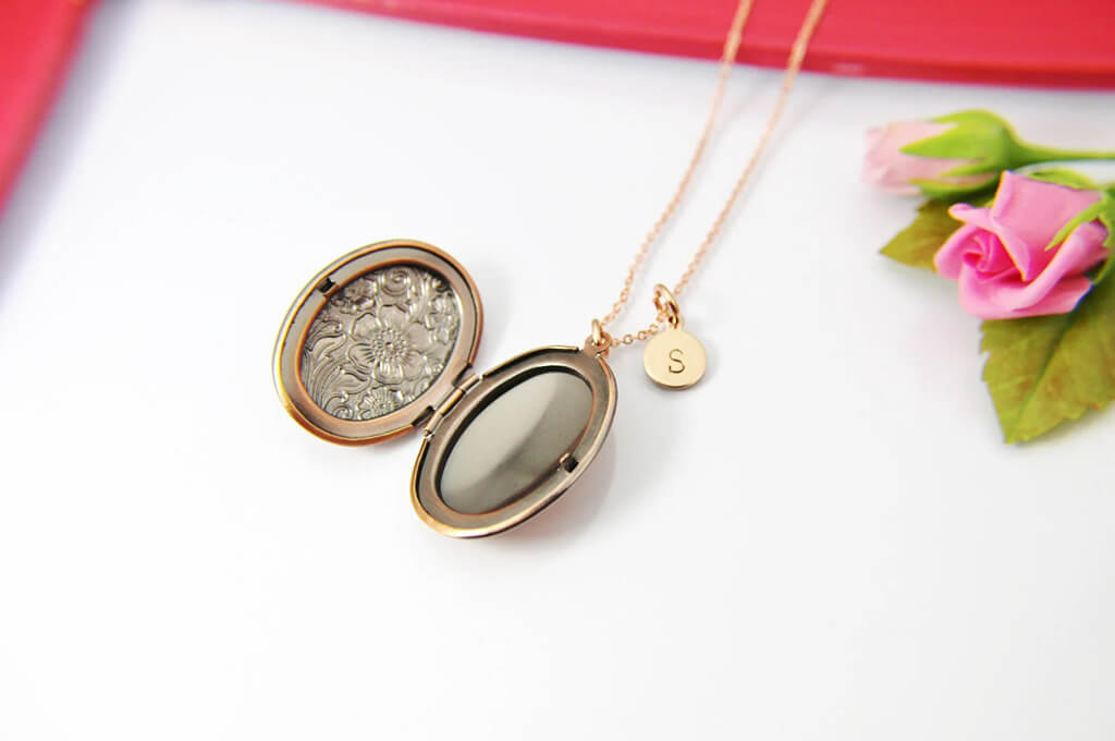 Best Etsy Lockets for Travel 2024 - WOW Travel