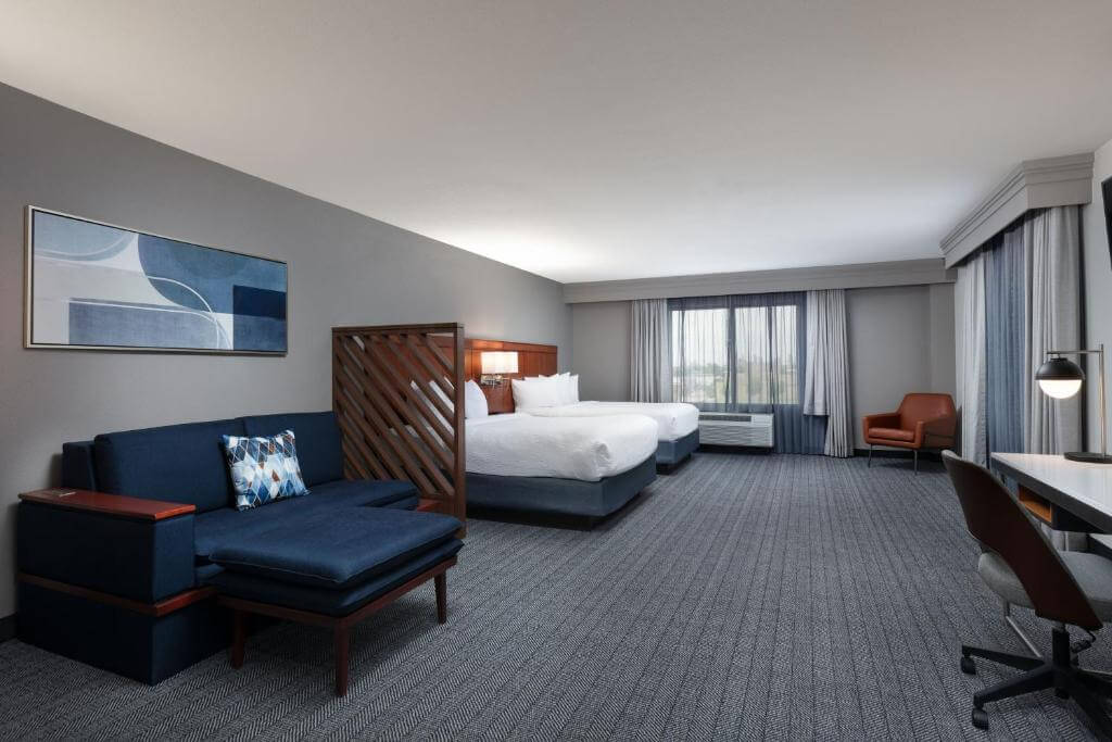 Courtyard by Marriott Wichita at Old Town - by Booking