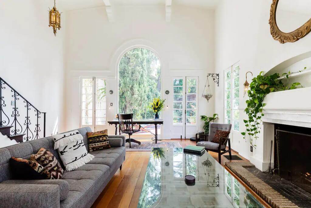 Hollywood Hills home, Los Angeles - by Airbnb