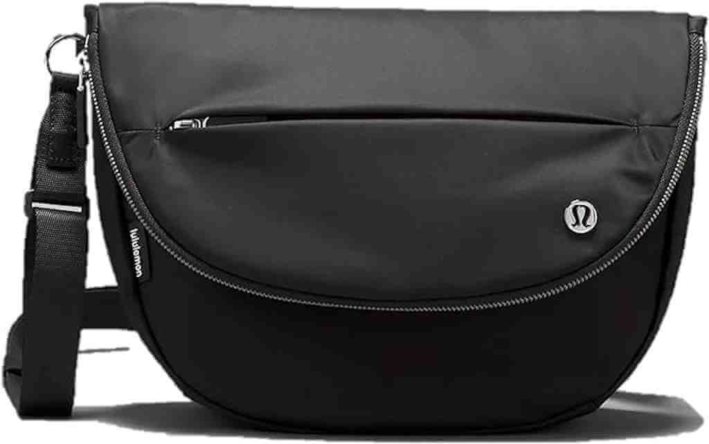 lululemon Festival Bag - by Amazon