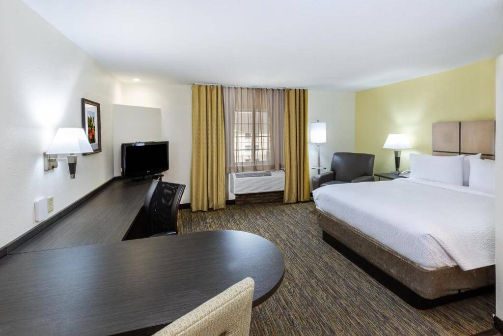 Candlewood Suites Tyler, an IHG Hotel - by Booking
