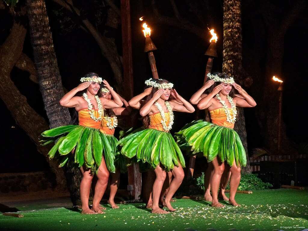 Maui luau - by Ted Gamble, Flickr