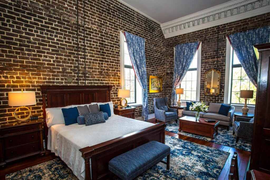 East Bay Inn, Savannah - by Booking