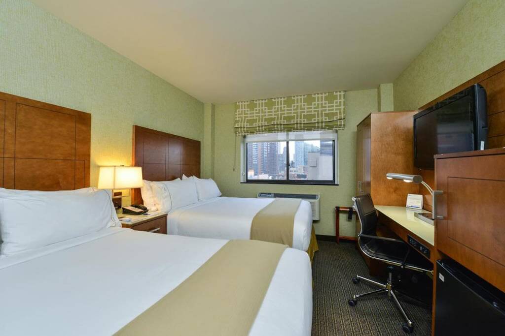 Holiday Inn Express Manhattan Midtown West - by Booking