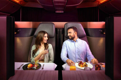 Flying Business Class Flight Qatar Airways