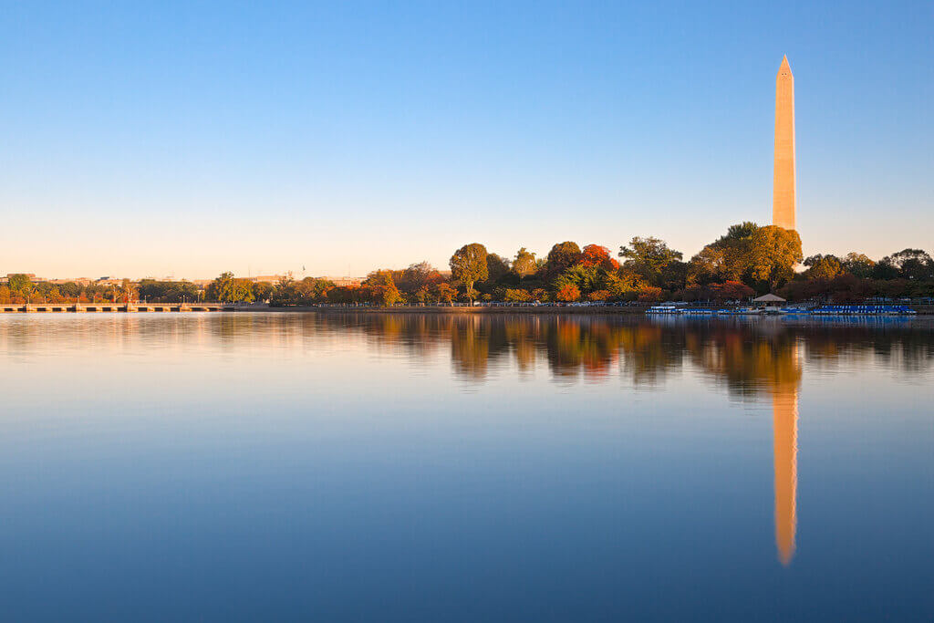 Washington DC in autumn - by Nicolas Raymond, Flickr