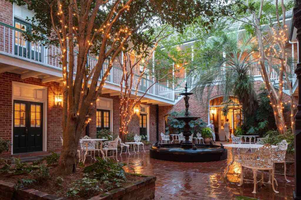 Hotel Provincial, New Orleans - by Booking