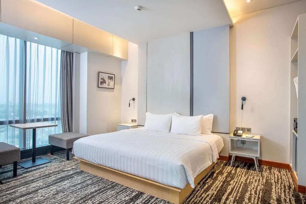 THE 1O1 Jakarta Airport CBC - by Booking