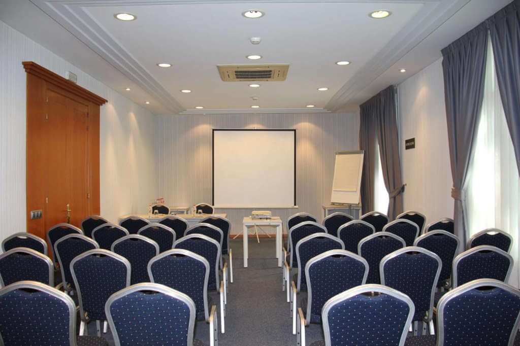 Best Western Premier Hotel Dante - by Booking