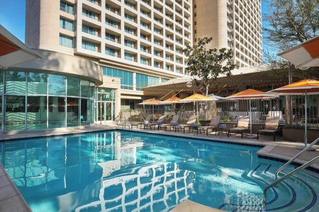 Warner Center Marriott Woodland Hills California: Comfort & Convenience