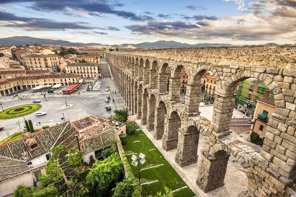 Avila & Segovia Tour with Tickets to Monuments from Madrid - by TripAdvisor