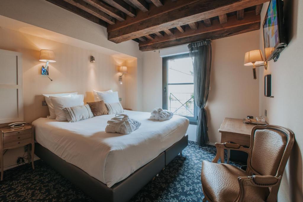 Hôtel Henry II Beaune Centre - by Booking