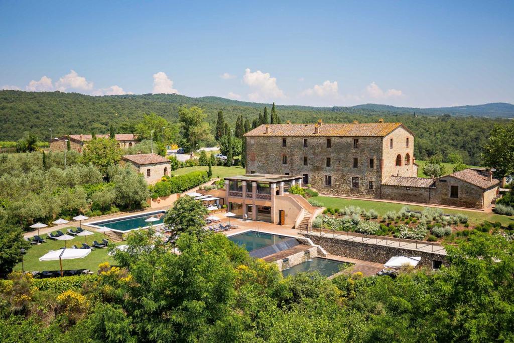 Castel Monastero - by Booking