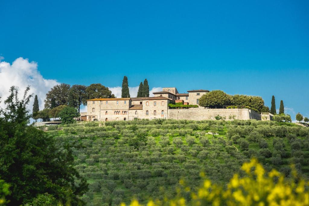 Castello La Leccia - by Booking