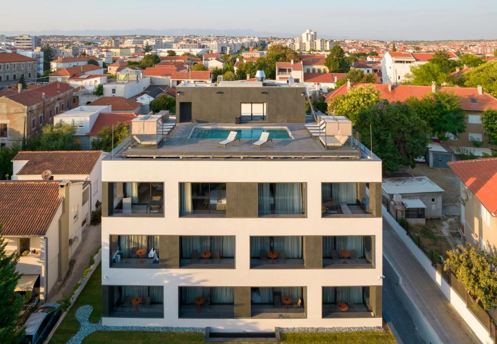 La Vista Suites - by Booking