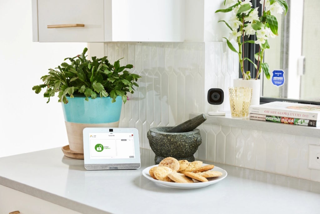 Home security system - by Brinks Home