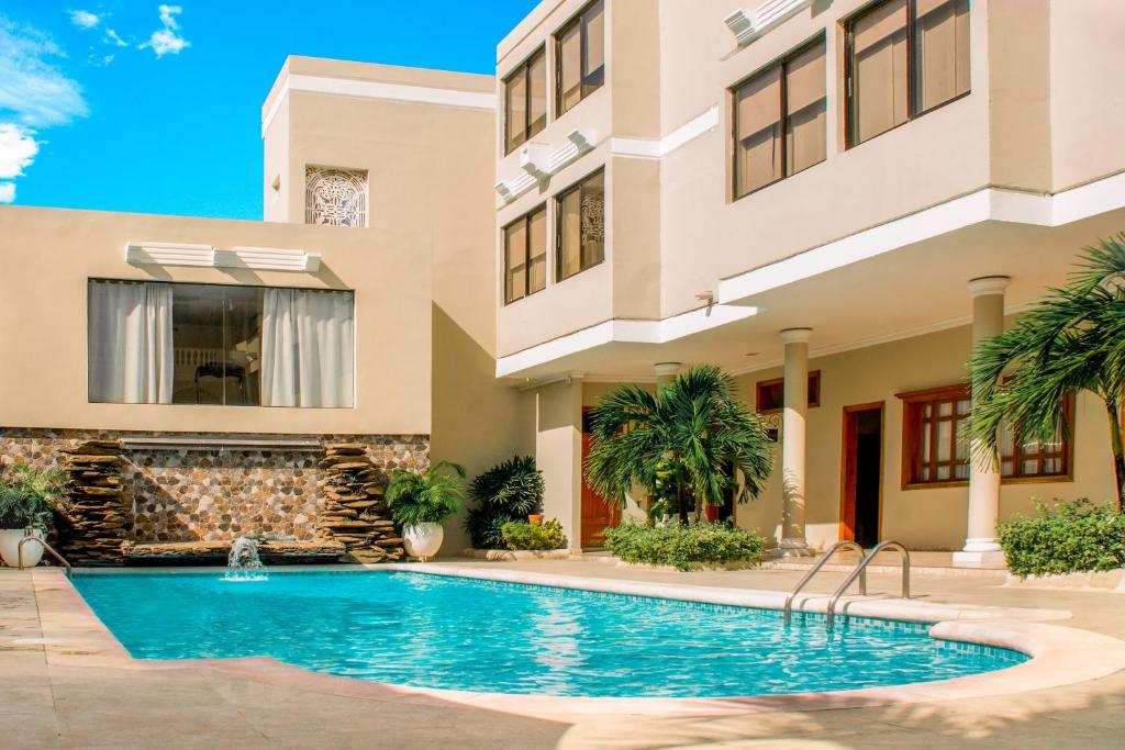 Hotel Majestic - by Booking