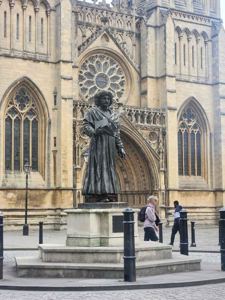Statue of Indian Writer and Reformer Raja Ram Mohan Roy - by WOW